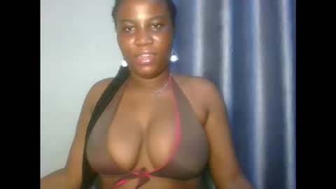 Snapshot of wetfatpussy_ chatting on 10.22.25 wetfatpussy_ online show from 10.22.25
