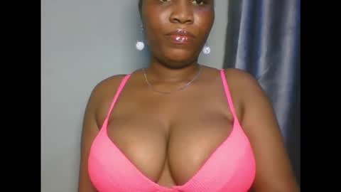 Snapshot of wetfatpussy_ chatting on 10.24.25 wetfatpussy_ online show from 10.24.25
