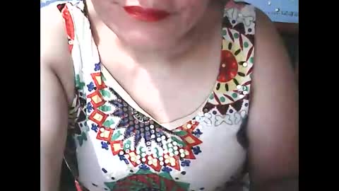 Snapshot of wethornypussy4u chatting on 10.14.25 wethornypussy4u online show from 10.14.25