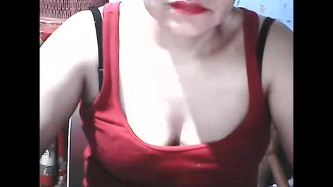 Snapshot of wethornypussy4u chatting on 10.18.25 wethornypussy4u online show from 10.18.25