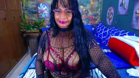 Snapshot of wethotass chatting on 02.25.26 gina online show from 02.25.26