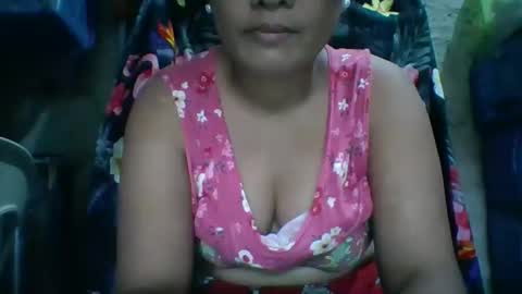 Snapshot of wetpussie4_you chatting on 09.18.25 wetpussie4_you online show from 09.18.25