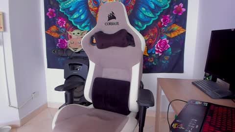 Snapshot of wexx_ chatting on 01.29.25 wex online show from 01.29.25