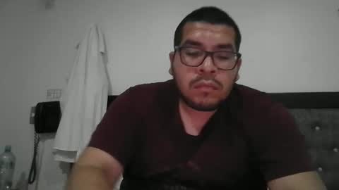 Snapshot of weylu chatting on 01.25.25 weylu online show from 01.25.25