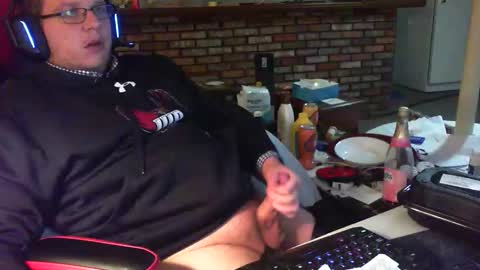 Snapshot of whateverdude555 chatting on 12.17.25 whateverdude555 online show from 12.17.25