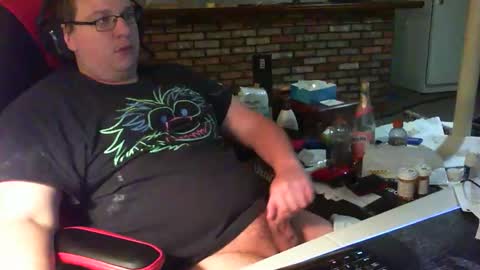 Snapshot of whateverdude555 chatting on 12.22.25 whateverdude555 online show from 12.22.25