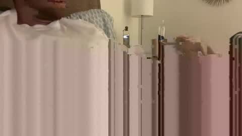 Snapshot of whatyouwantxox chatting on 11.19.25 whatyouwantxox online show from 11.19.25