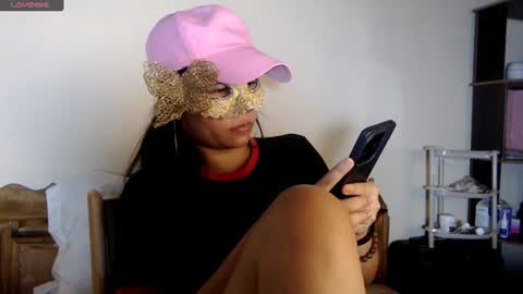 Snapshot of whisperinrain chatting on 07.19.26 whisperinrain online show from 07.19.26