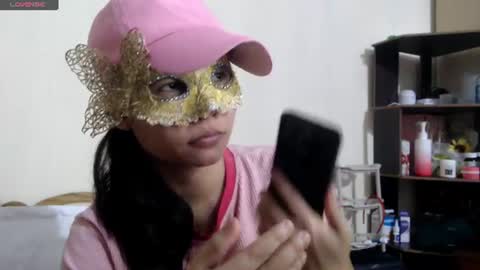 Snapshot of whisperinrain chatting on 07.27.26 whisperinrain online show from 07.27.26