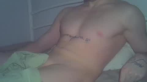 whispermoan1 online show from 10.19.25