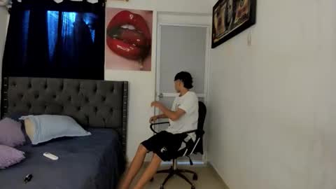 white online show from 04.18.26