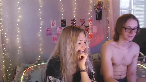 Melania and Mikey online show from 04.18.26