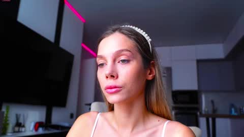 Kate  online show from 11.26.25