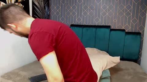 Dylan white online show from 02.14.25