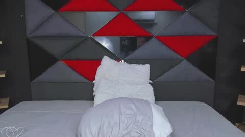 Dylan white online show from 03.01.25