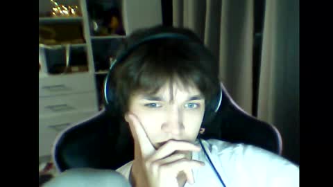 whitekingg online show from 12.16.25