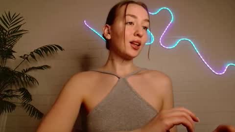 Snapshot of whiteprincessluna chatting on 02.01.26 You wont find me here on Saturdays and Sundays online show from 02.01.26