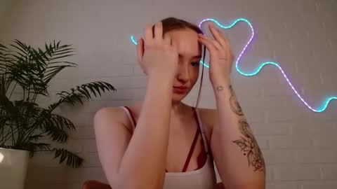 Snapshot of whiteprincessluna chatting on 02.12.26 You wont find me here on Saturdays and Sundays online show from 02.12.26