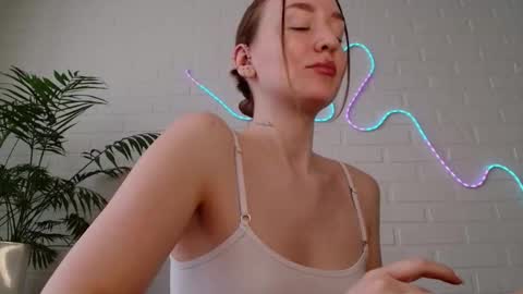 You wont find me here on Saturdays and Sundays  online show from 02.26.26