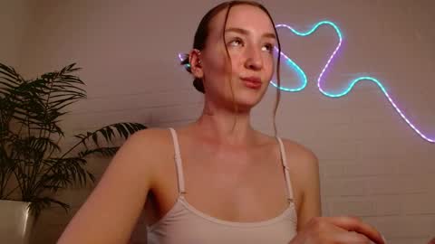 Snapshot of whiteprincessluna chatting on 04.06.26 You wont find me here on Saturdays and Sundays online show from 04.06.26