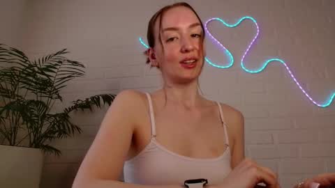 Snapshot of whiteprincessluna chatting on 04.20.26 You wont find me here on Saturdays and Sundays online show from 04.20.26