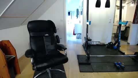 whiterabbit_86 online show from 12.13.24