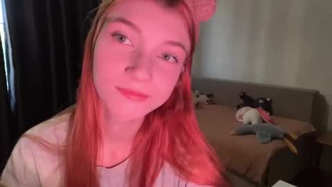 Snapshot of whitneyblaze chatting on 06.14.26 Alaska 3 online show from 06.14.26