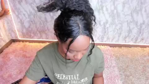 Snapshot of whitneyyfox chatting on 03.10.25 whitneyyfox online show from 03.10.25