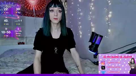 Snapshot of whoalexxa chatting on 01.08.26 Alexa online show from 01.08.26