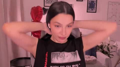 Snapshot of whoislulu chatting on 02.17.26 whoislulu online show from 02.17.26