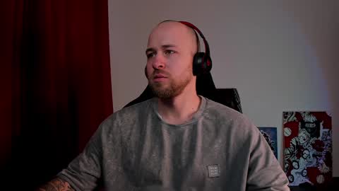 Snapshot of why_you_so_serious chatting on 12.11.24 VI online show from 12.11.24