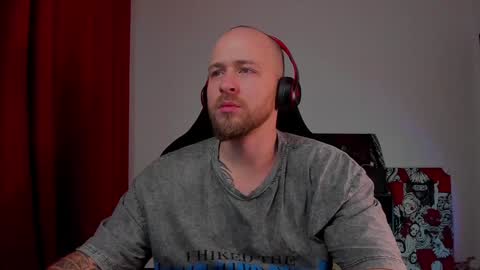 Snapshot of why_you_so_serious chatting on 01.15.25 VI online show from 01.15.25