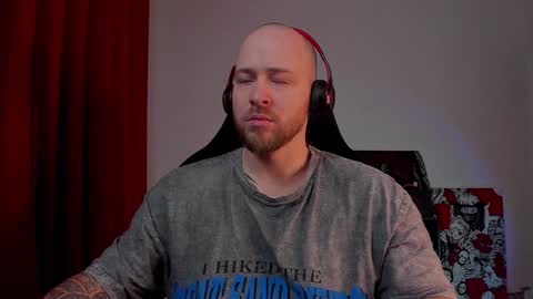 Snapshot of why_you_so_serious chatting on 01.18.25 VI online show from 01.18.25