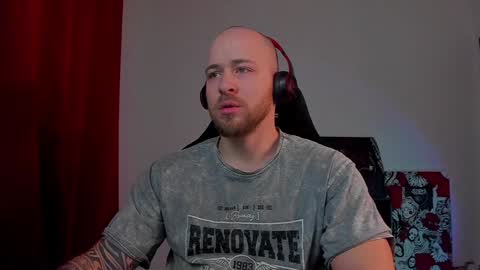 Snapshot of why_you_so_serious chatting on 01.24.25 VI online show from 01.24.25