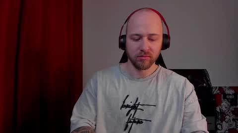 Snapshot of why_you_so_serious chatting on 01.28.25 VI online show from 01.28.25