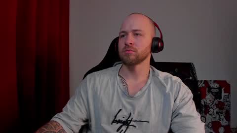 Snapshot of why_you_so_serious chatting on 01.28.25 VI online show from 01.28.25