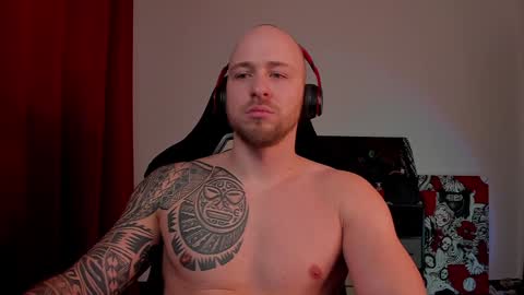 Snapshot of why_you_so_serious chatting on 01.29.25 VI online show from 01.29.25