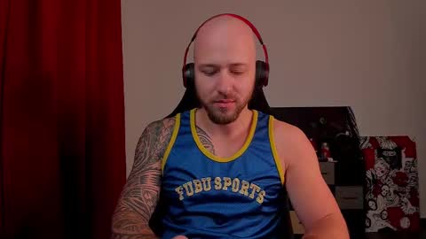 Snapshot of why_you_so_serious chatting on 03.10.25 VI online show from 03.10.25