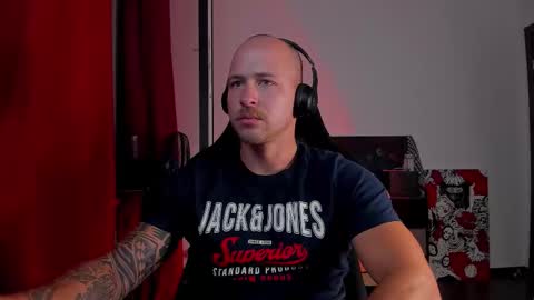 Snapshot of why_you_so_serious chatting on 09.09.25 VI online show from 09.09.25