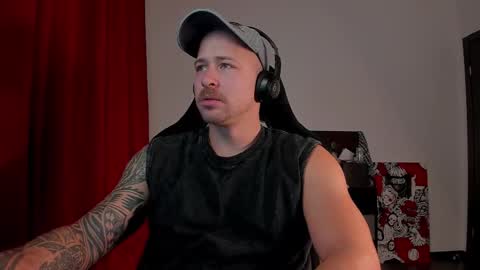 Snapshot of why_you_so_serious chatting on 10.09.25 VI online show from 10.09.25