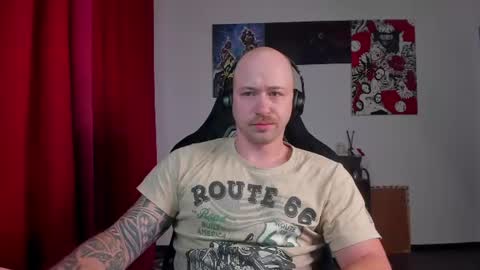 Snapshot of why_you_so_serious chatting on 07.10.26 VI online show from 07.10.26