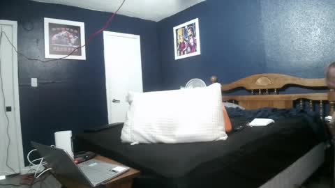 Snapshot of whyteboi8989 chatting on 09.26.25 whyteboi8989 online show from 09.26.25