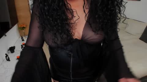 Milf Amy online show from 12.19.24