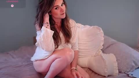 WickedWifeXO online show from 05.21.26