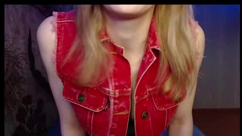 Victoria online show from 11.23.25