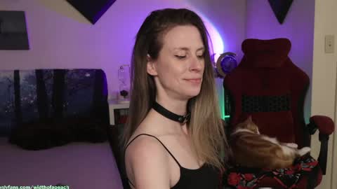 Snapshot of widthofapeach chatting on 05.18.26 Gretchen Jimmy online show from 05.18.26