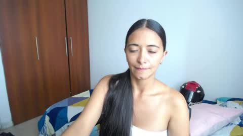 Ilauren online show from 06.06.26