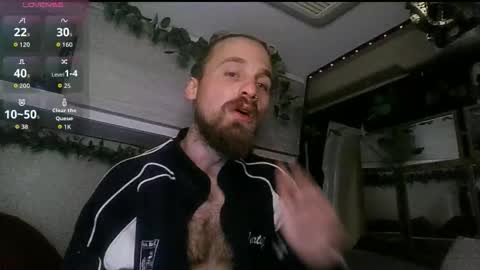 Snapshot of wilclyde1996 chatting on 12.01.25 wilclyde1996 online show from 12.01.25