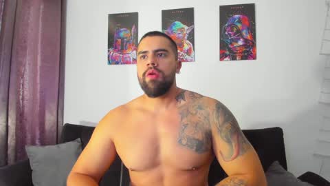 Devon and Chloe online show from 01.31.25