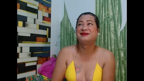 Snapshot of wild_pamela chatting on 10.26.25 loving trans Pamela online show from 10.26.25